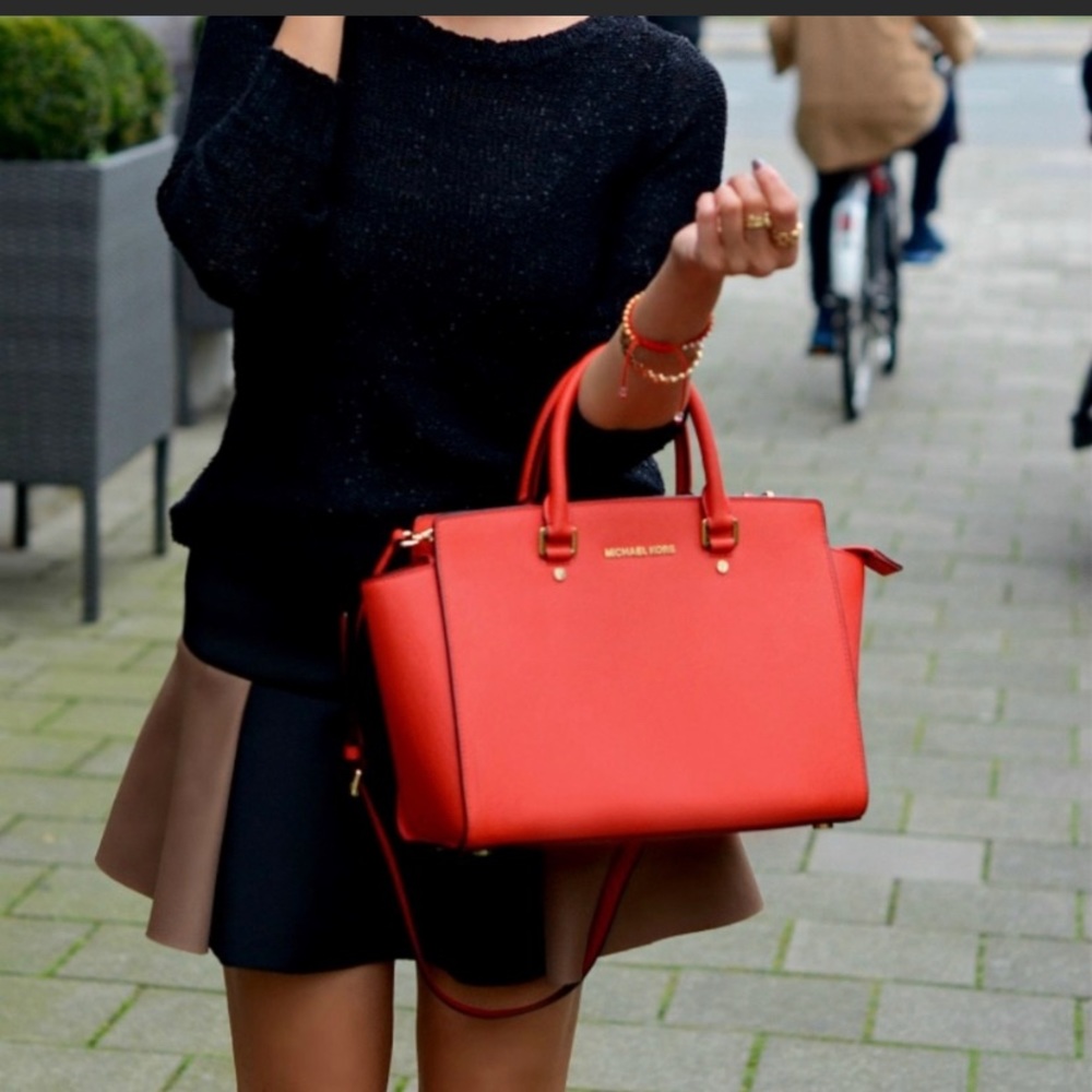 Michael Kors - Authentic MK Selma Coral Tote